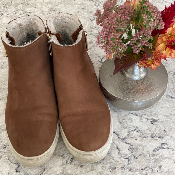 J slide fur lined boots - Picture 1 of 8